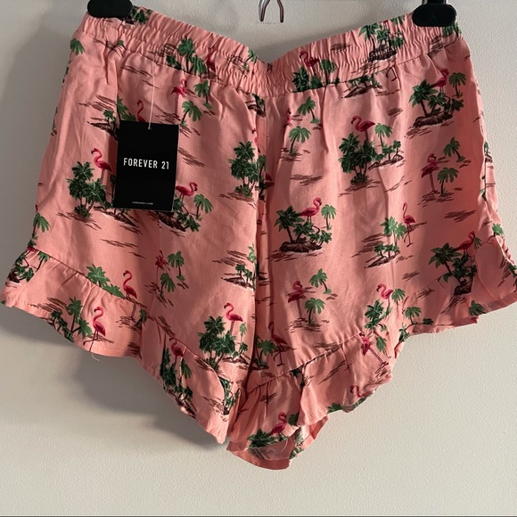 High waist Ruffle trim shorts with palm trees and flamingos tropical print - Picture 4 of 5